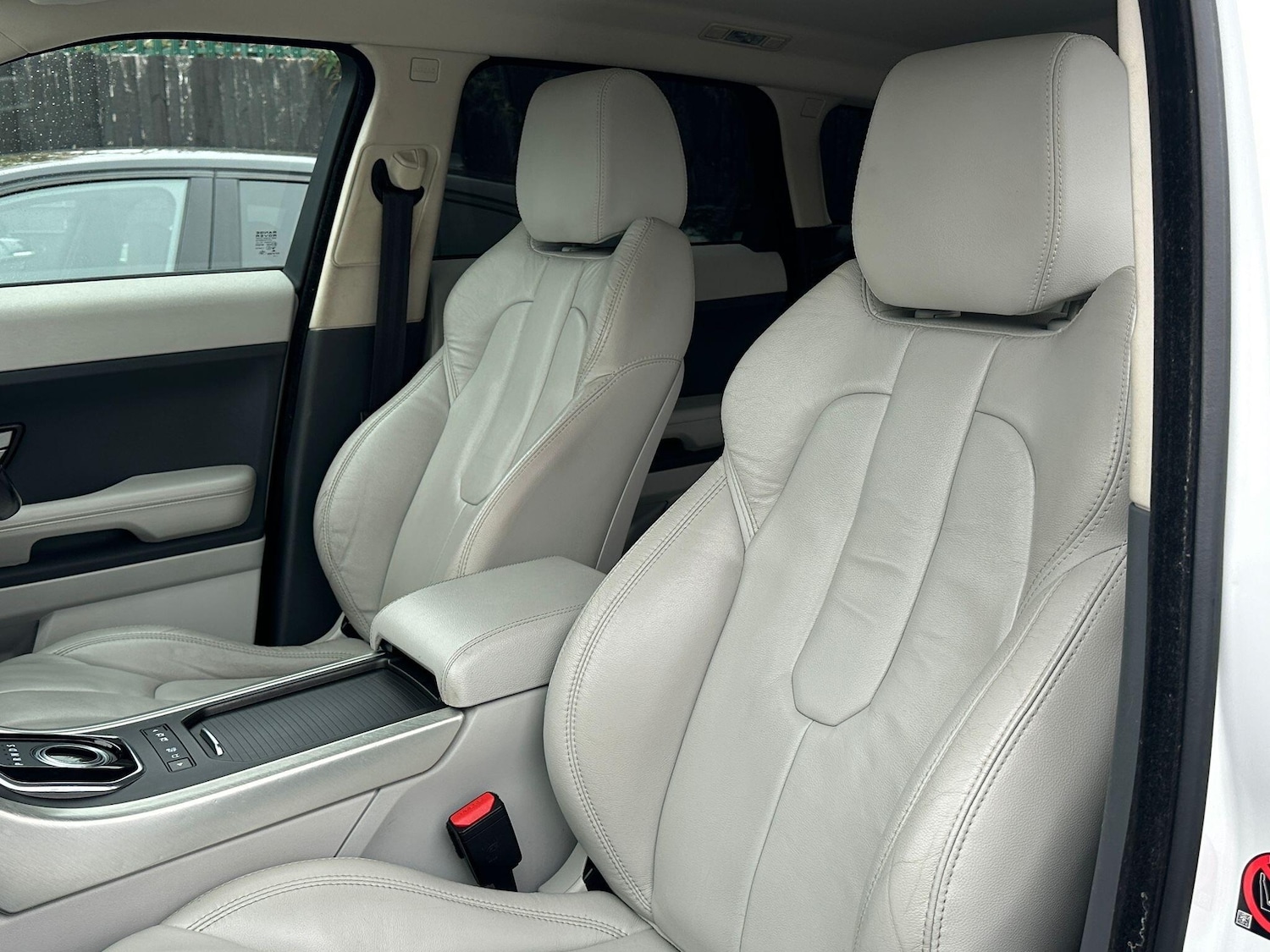 Used Land Rover Range Rover Evoque 2015 for sale - 76398462: Photo 30