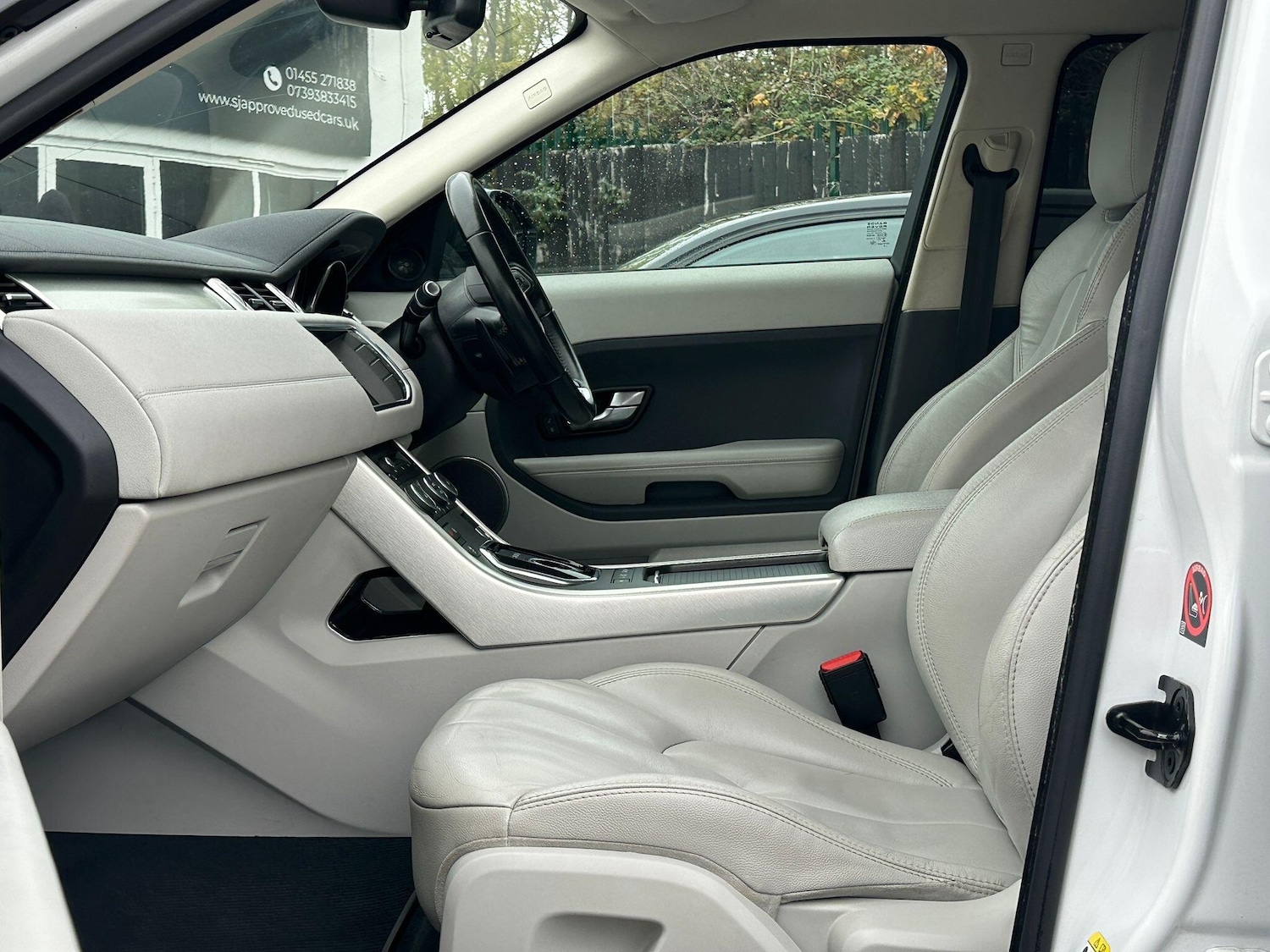 Used Land Rover Range Rover Evoque 2015 for sale - 76398462: Photo 31