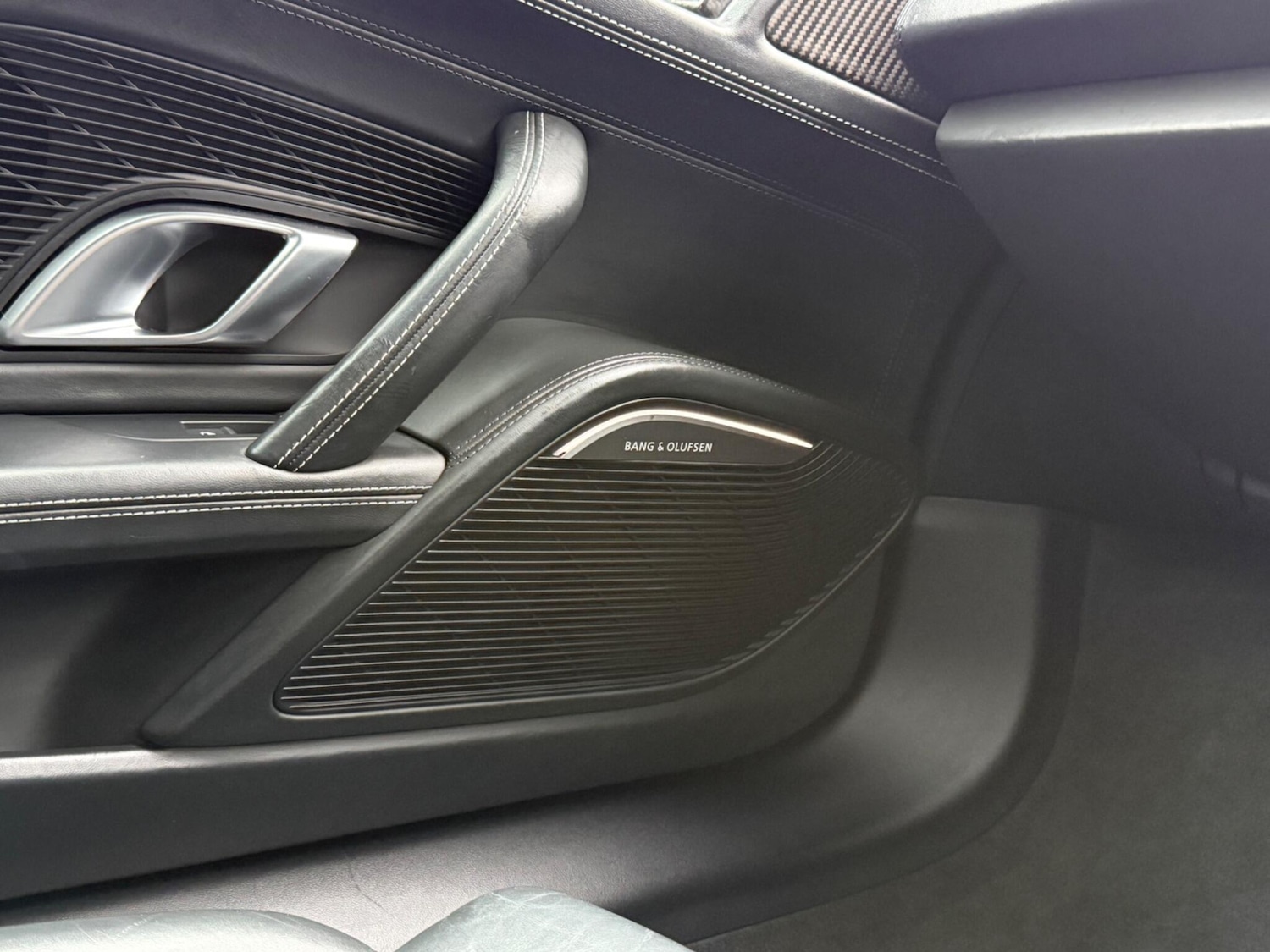 Used Audi R8 2016 for sale - 77376215: Photo 38