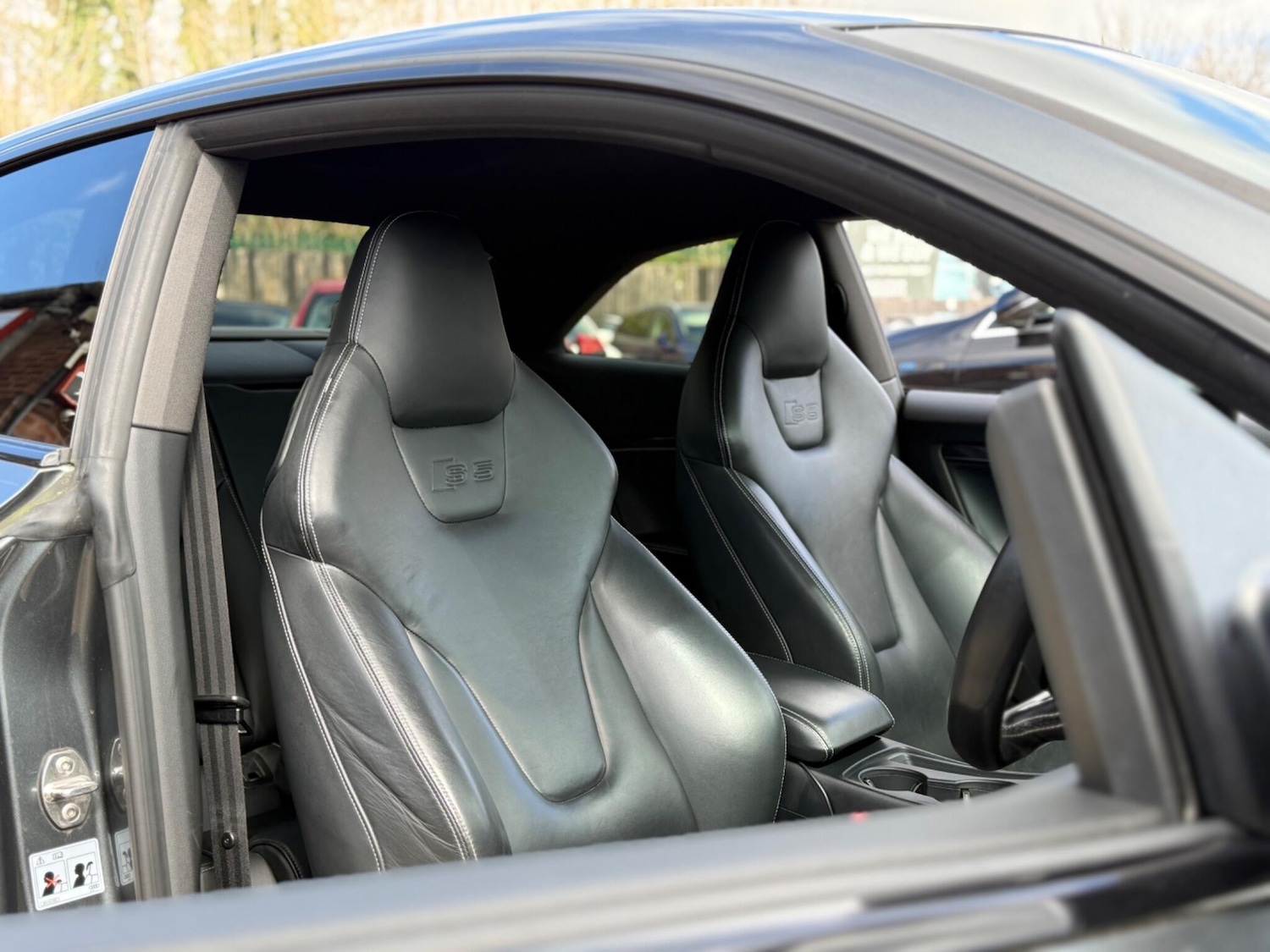 Used Audi A5 2014 for sale - 78086076: Photo 2