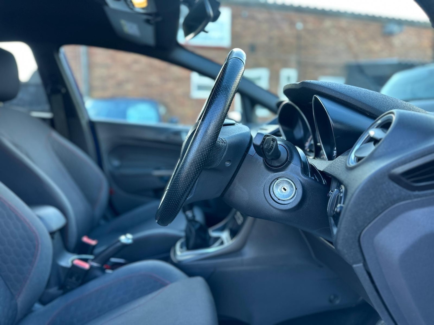 Used Ford Fiesta 2017 for sale - 77852990: Photo 15