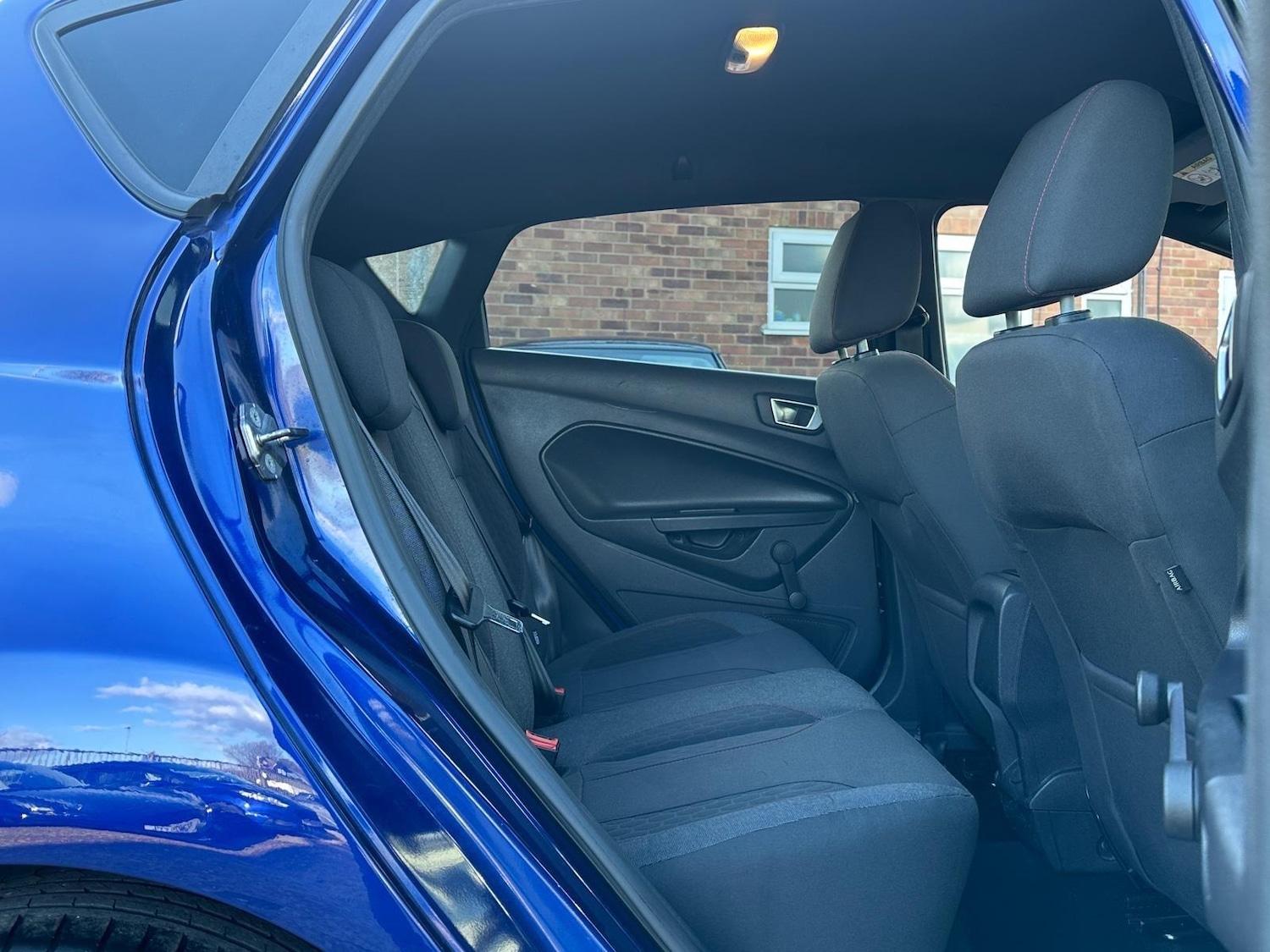 Used Ford Fiesta 2017 for sale - 77852990: Photo 25