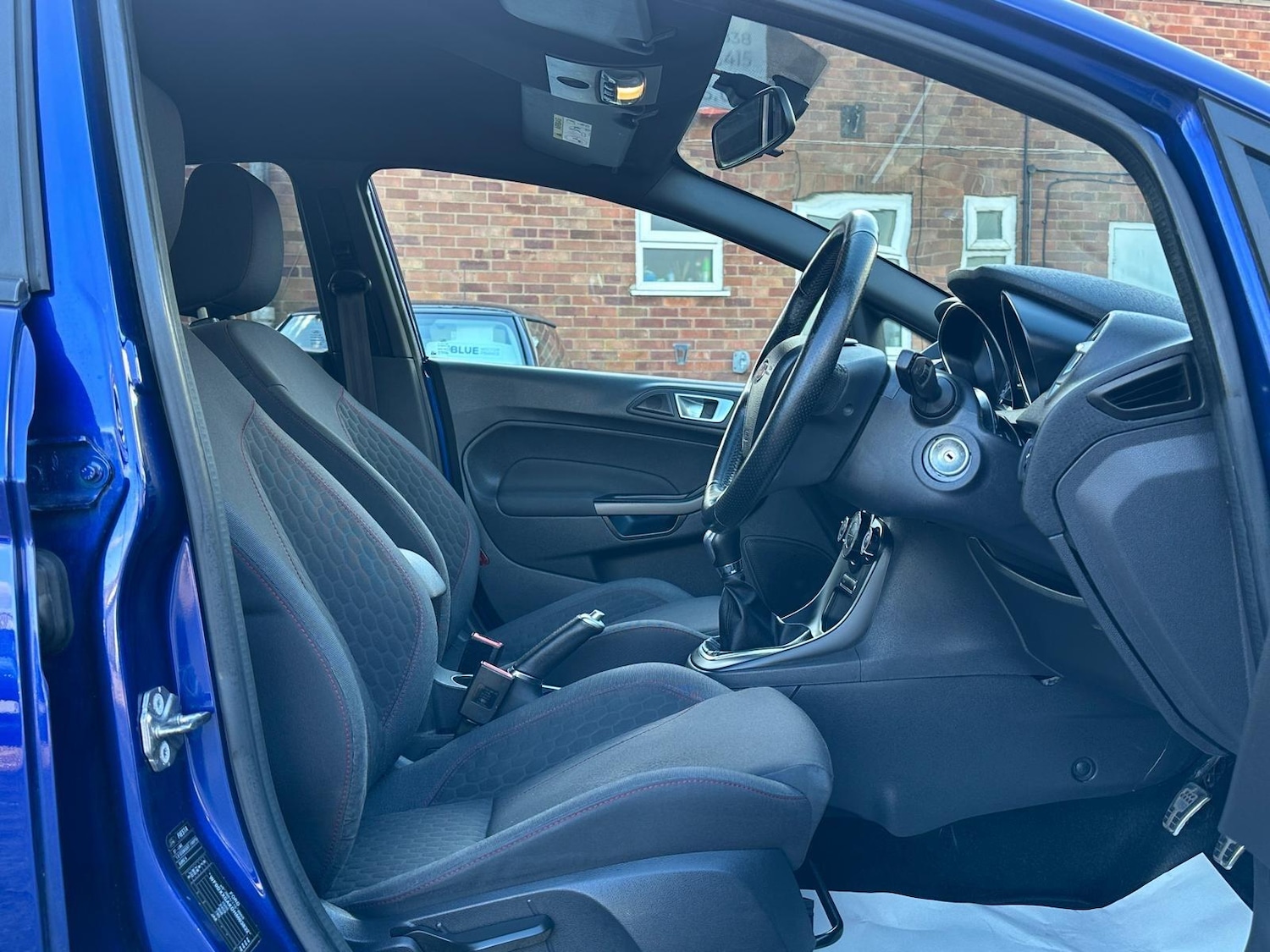 Used Ford Fiesta 2017 for sale - 77852990: Photo 3