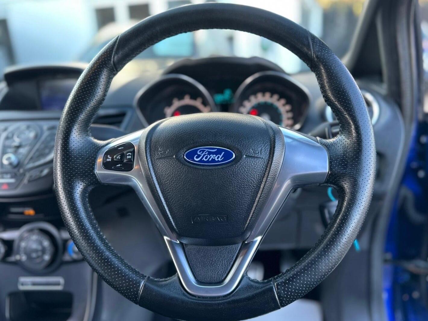 Used Ford Fiesta 2017 for sale - 77852990: Photo 37