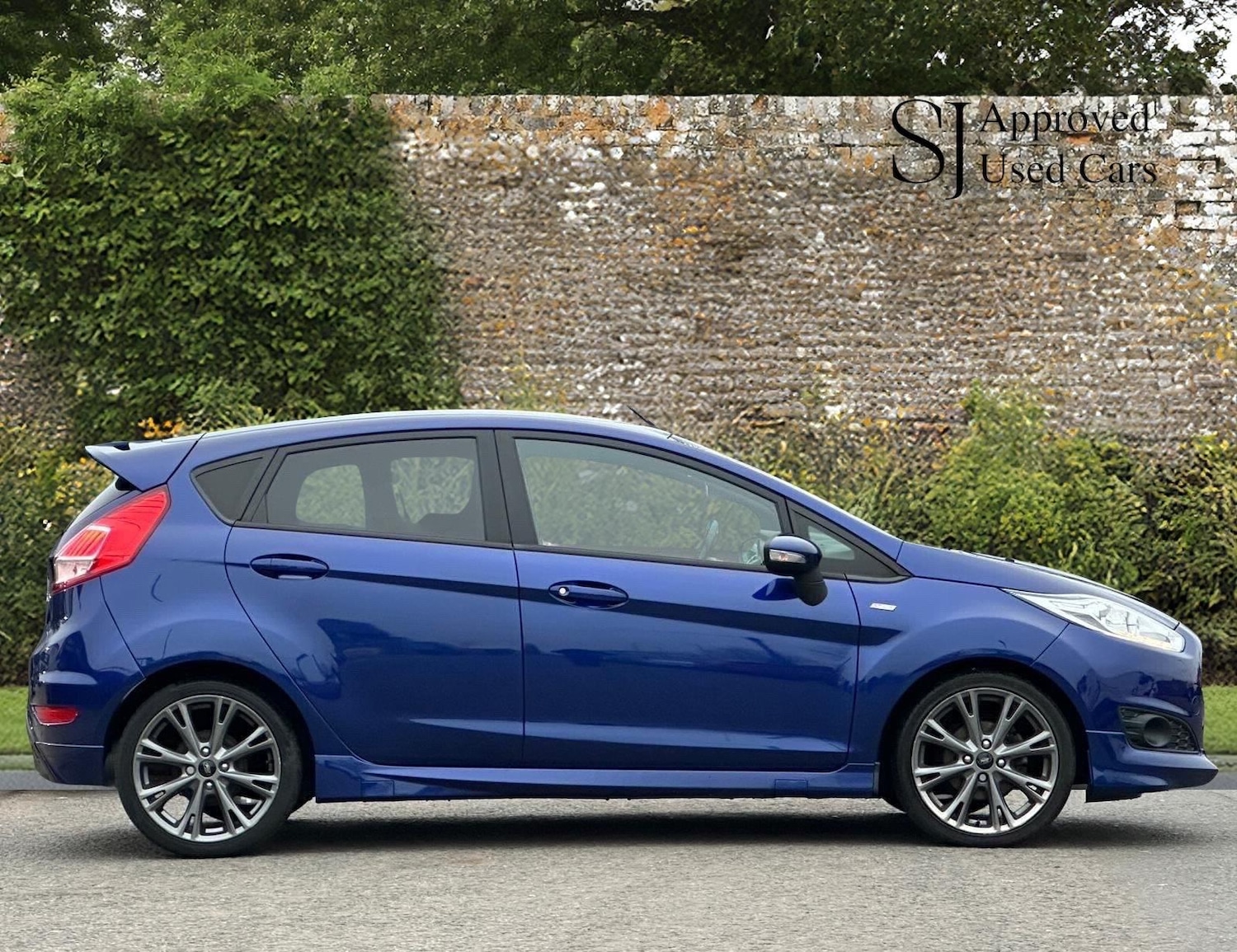 Used Ford Fiesta 2017 for sale - 77852990: Photo 9