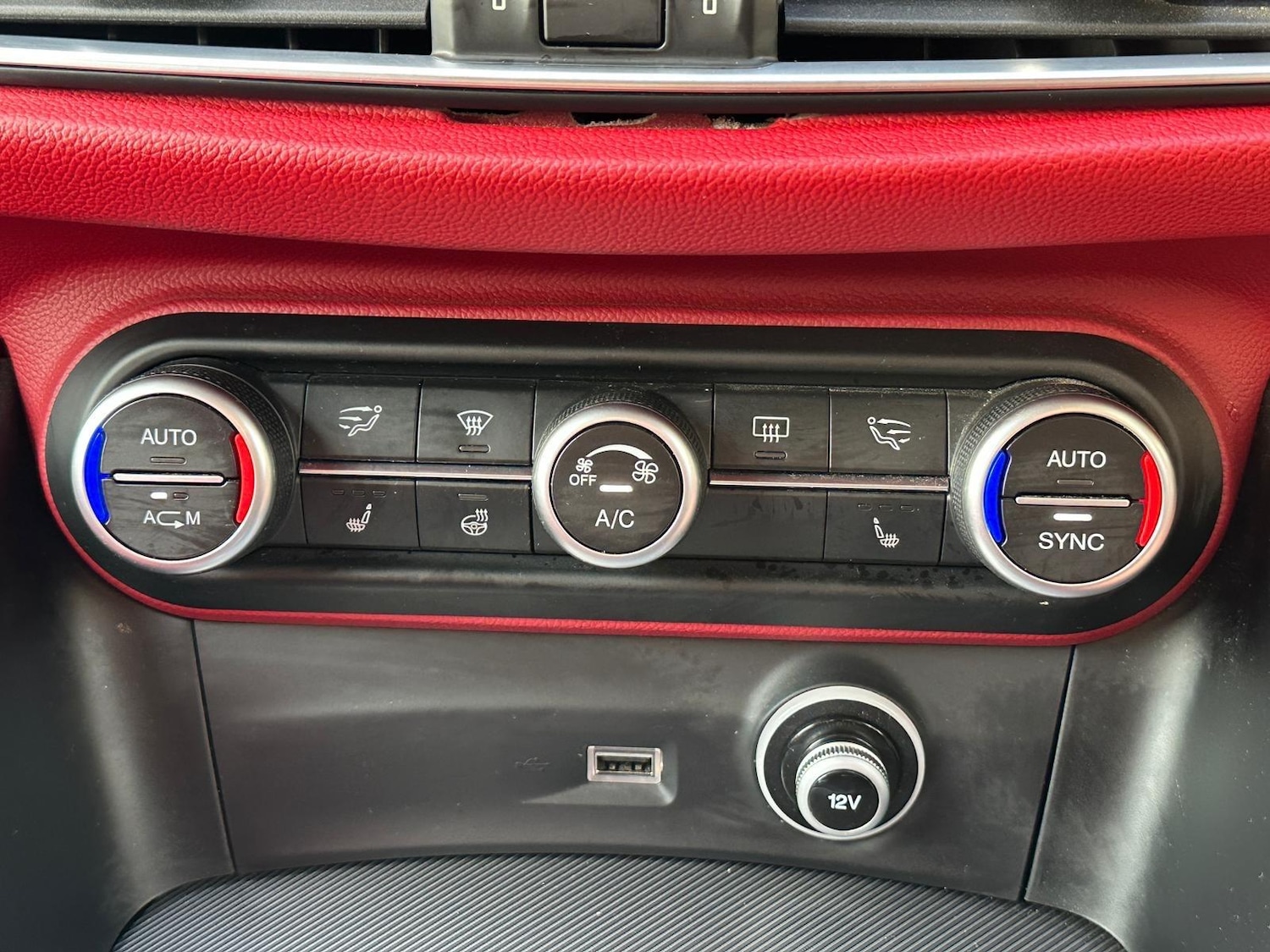 Used Alfa Romeo Stelvio 2018 for sale - 76513030: Photo 21