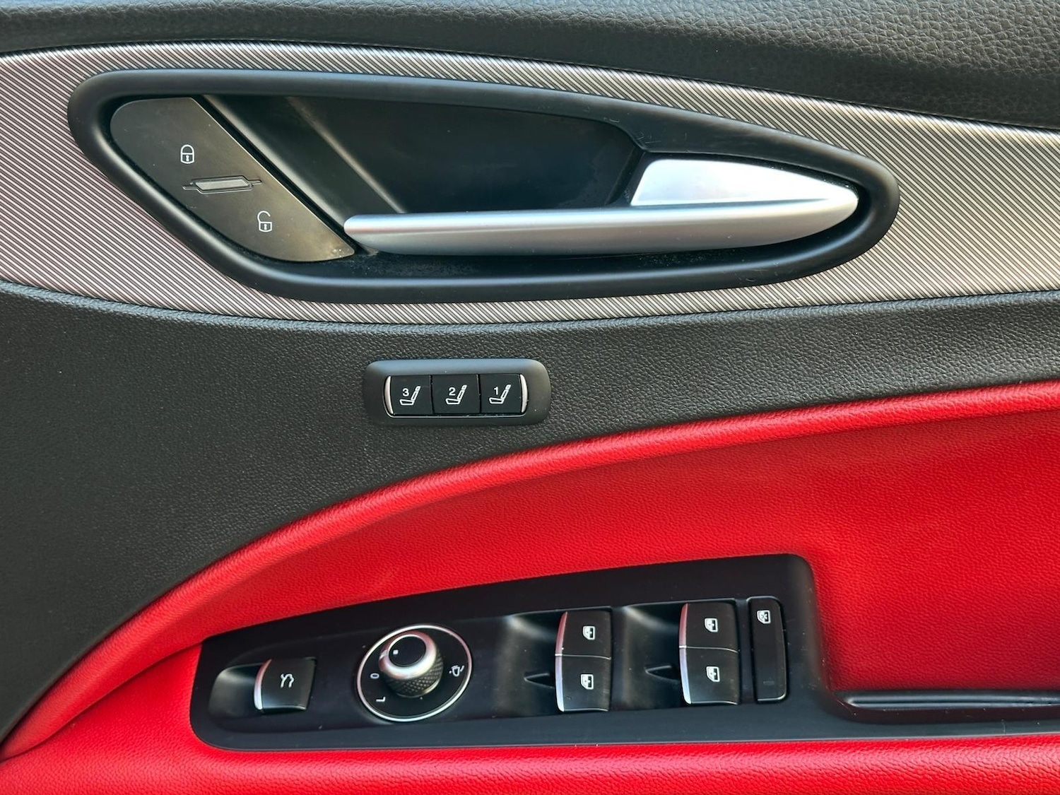 Used Alfa Romeo Stelvio 2018 for sale - 76513030: Photo 31