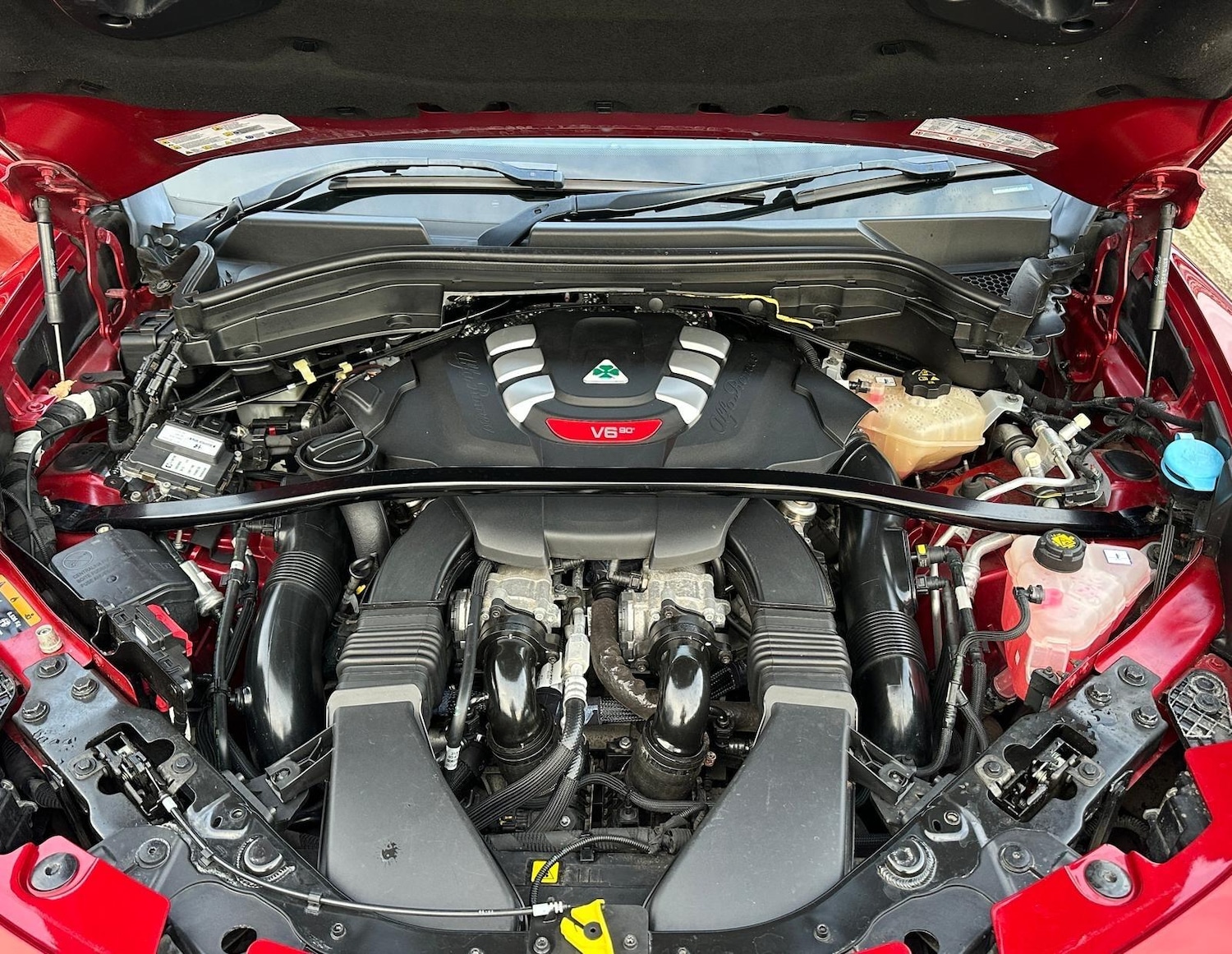 Used Alfa Romeo Stelvio 2018 for sale - 76700986: Photo 28