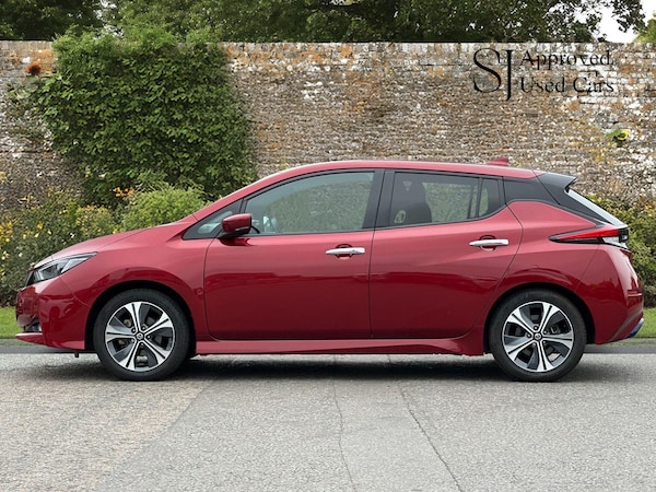 Used Nissan Leaf 2021 for sale - 76269988: Photo 8