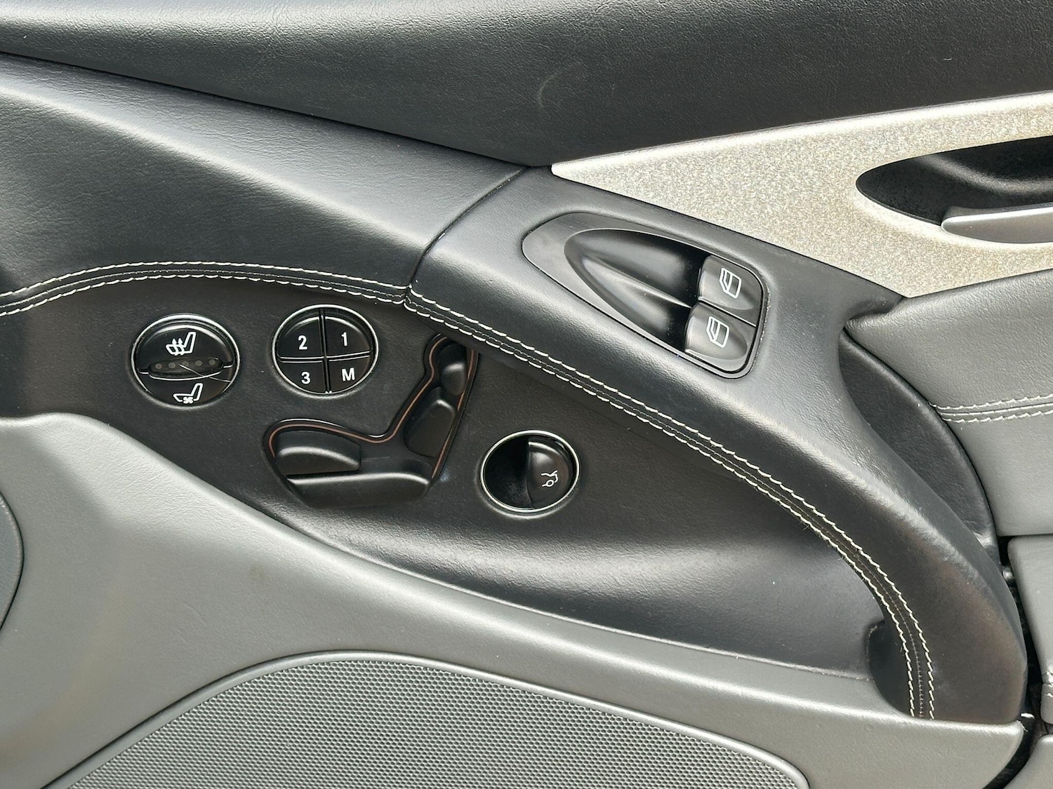 Used Mercedes-Benz S Class 2003 for sale - 76456672: Photo 25