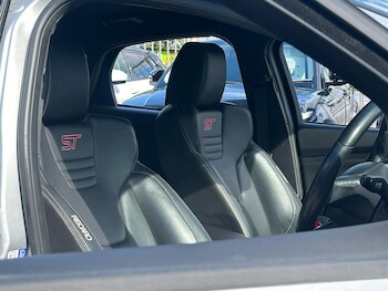 Used Ford Focus 2017 for sale - 78648140: Photo