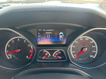 Used Ford Focus 2017 for sale - 78648140: Photo