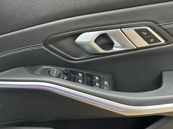 Used BMW 3 Series 2021 for sale - 76270801: Photo 32
