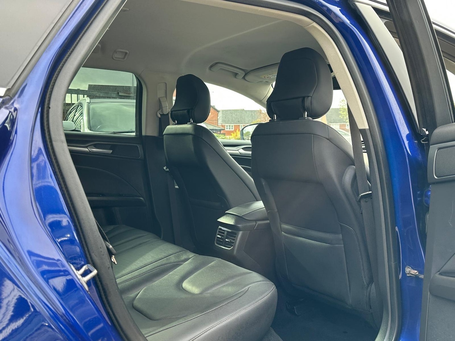 Used Ford Mondeo 2015 for sale - 78184206: Photo 24