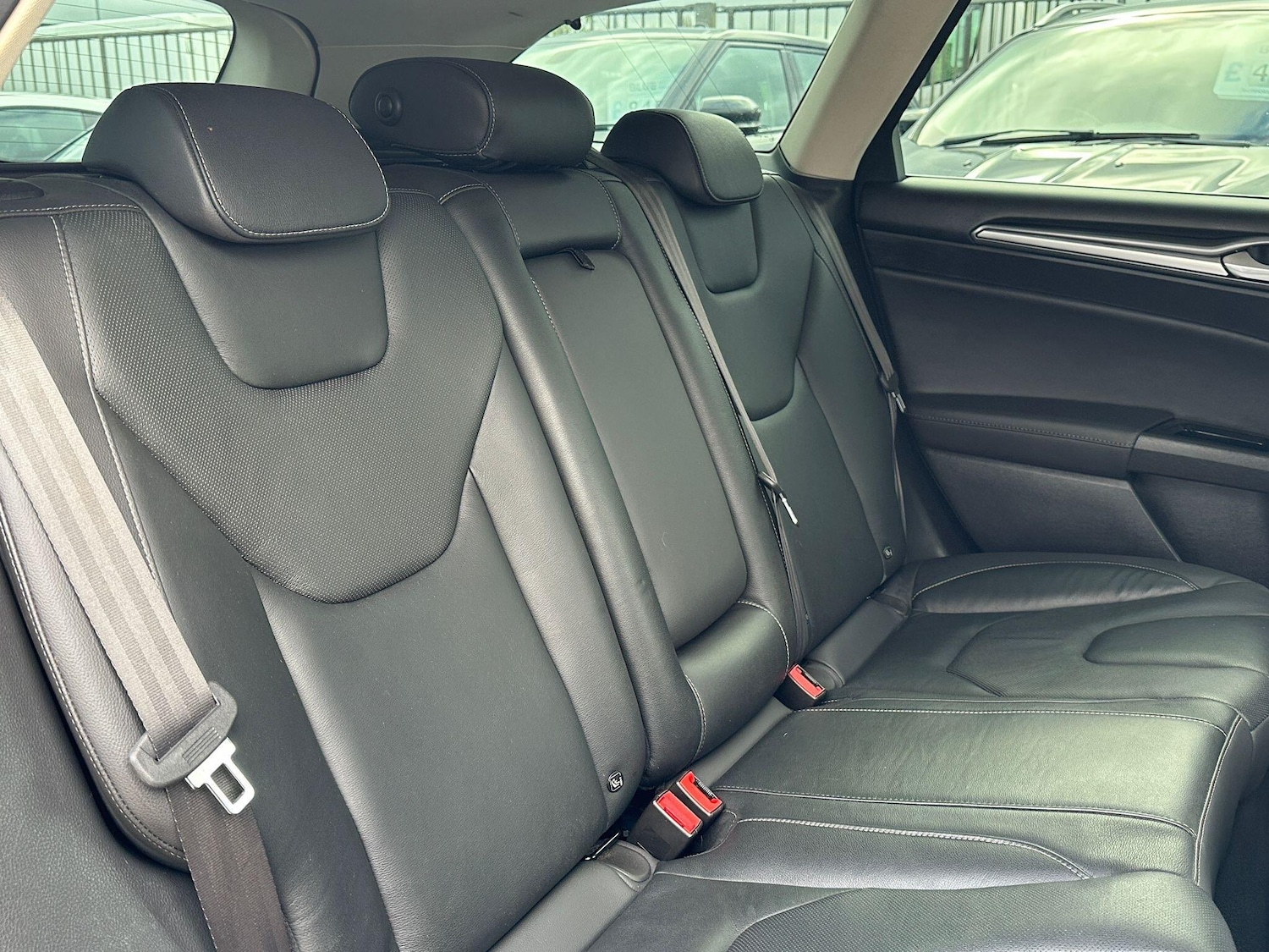 Used Ford Mondeo 2015 for sale - 78184206: Photo 26