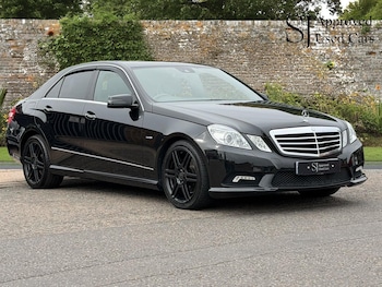 Used Mercedes-Benz E Class 2010 for sale - 79590133: Photo