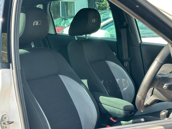 Used Volkswagen Polo 2013 for sale - 76121352: Photo 16