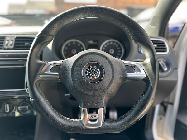 Used Volkswagen Polo 2013 for sale - 76121352: Photo 28