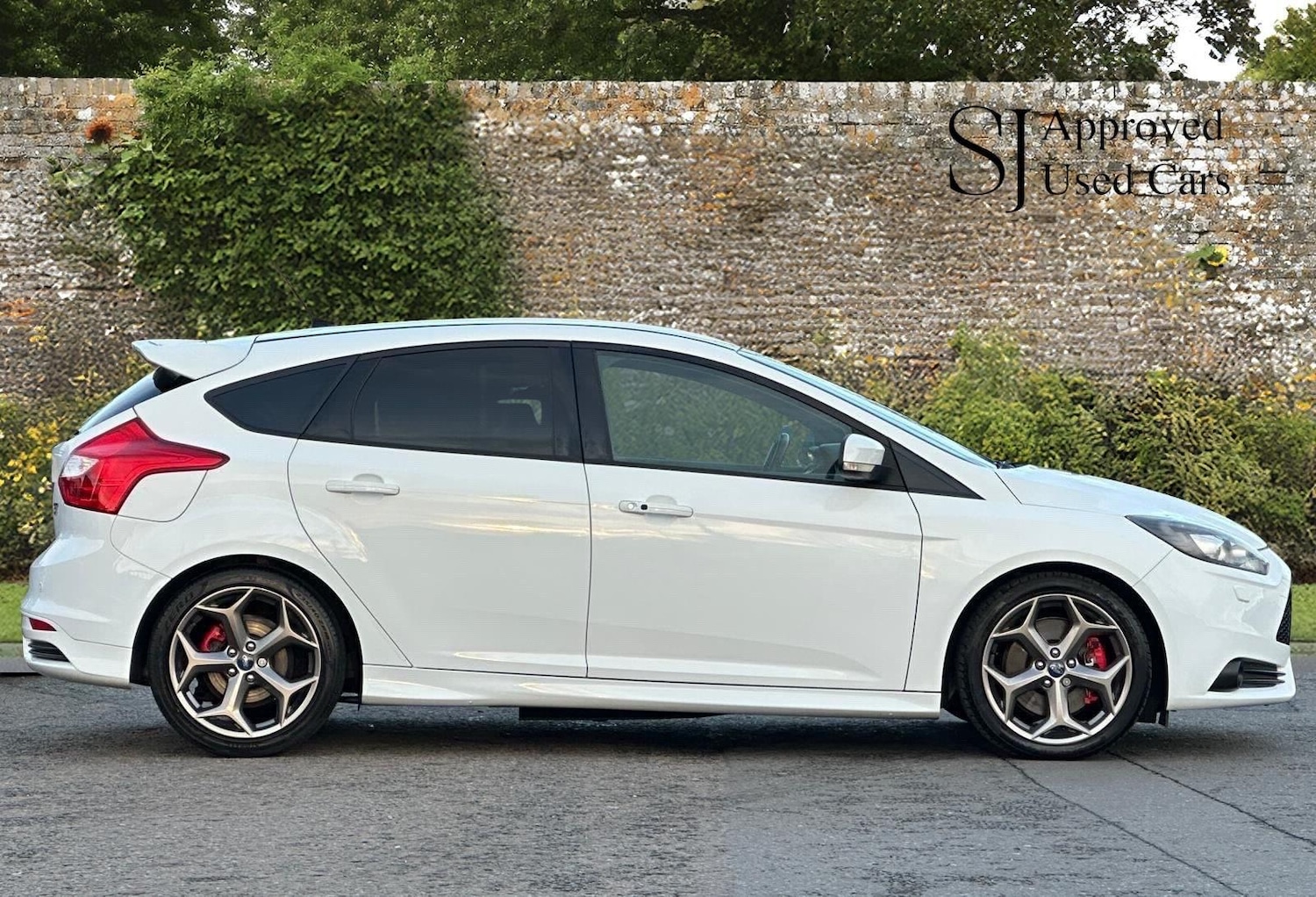 Used Ford Focus 2013 for sale - 76786752: Photo 9