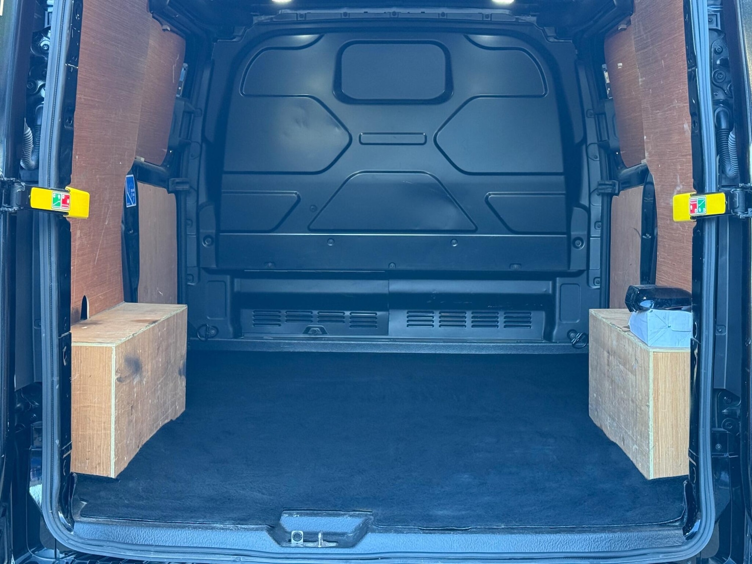 Used Ford Transit Custom 2022 for sale - 77853030: Photo 36