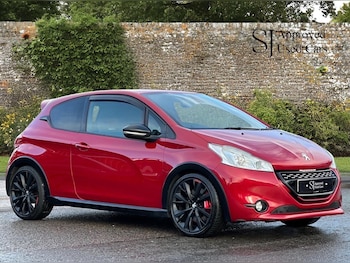 Used Peugeot 208 2015 for sale - 77203062: Photo