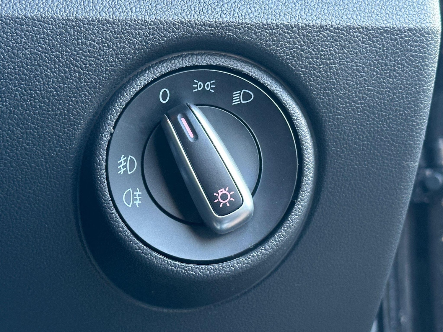 Used Volkswagen up! for sale - 77683580: Photo 19