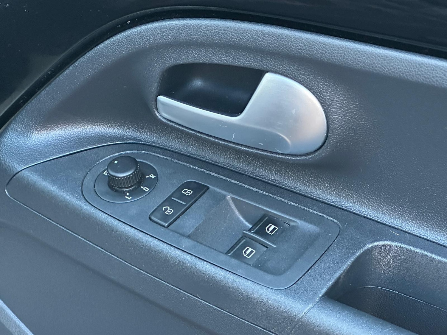 Used Volkswagen up! for sale - 77683580: Photo 22