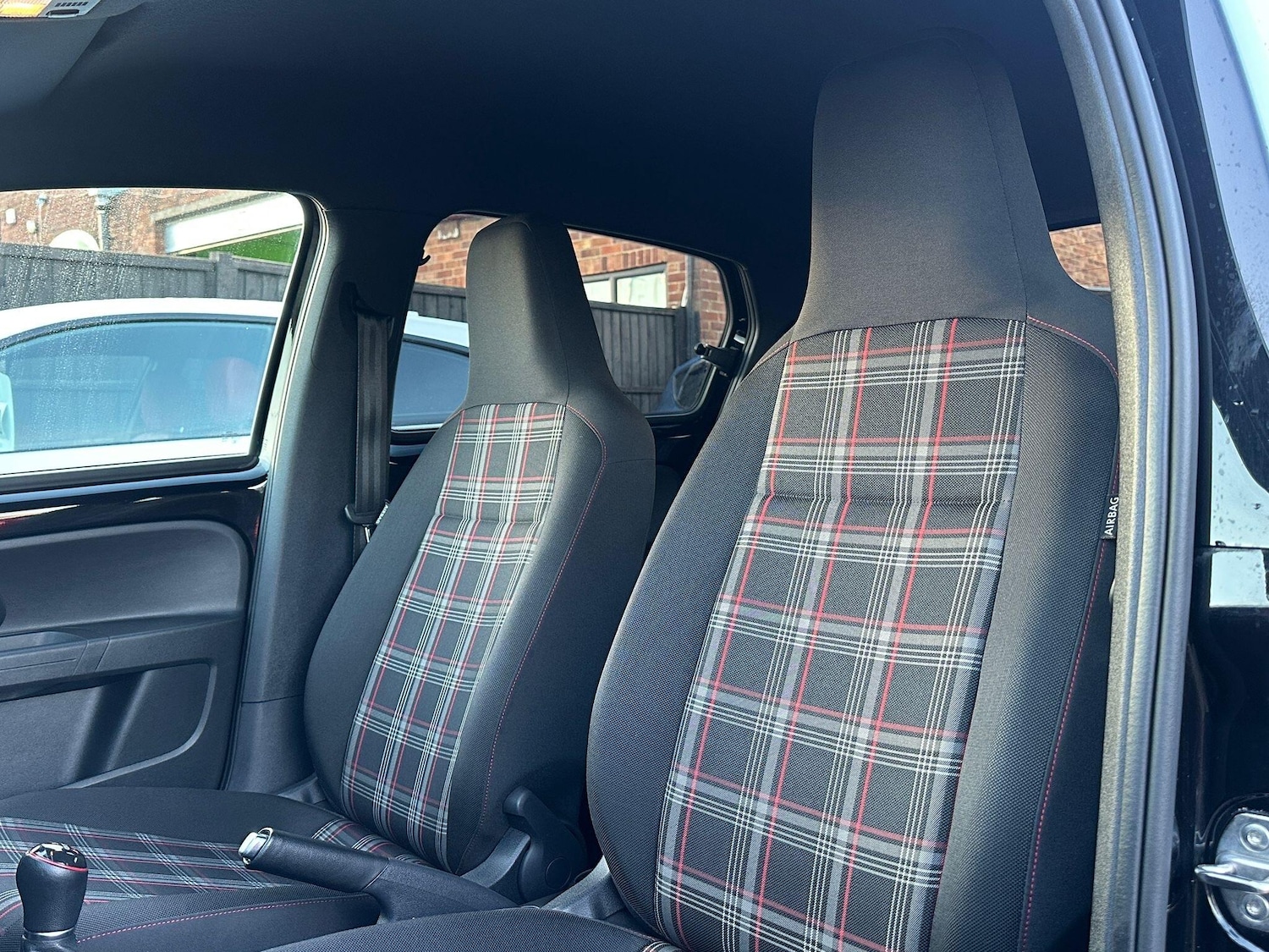 Used Volkswagen up! for sale - 77683580: Photo 28