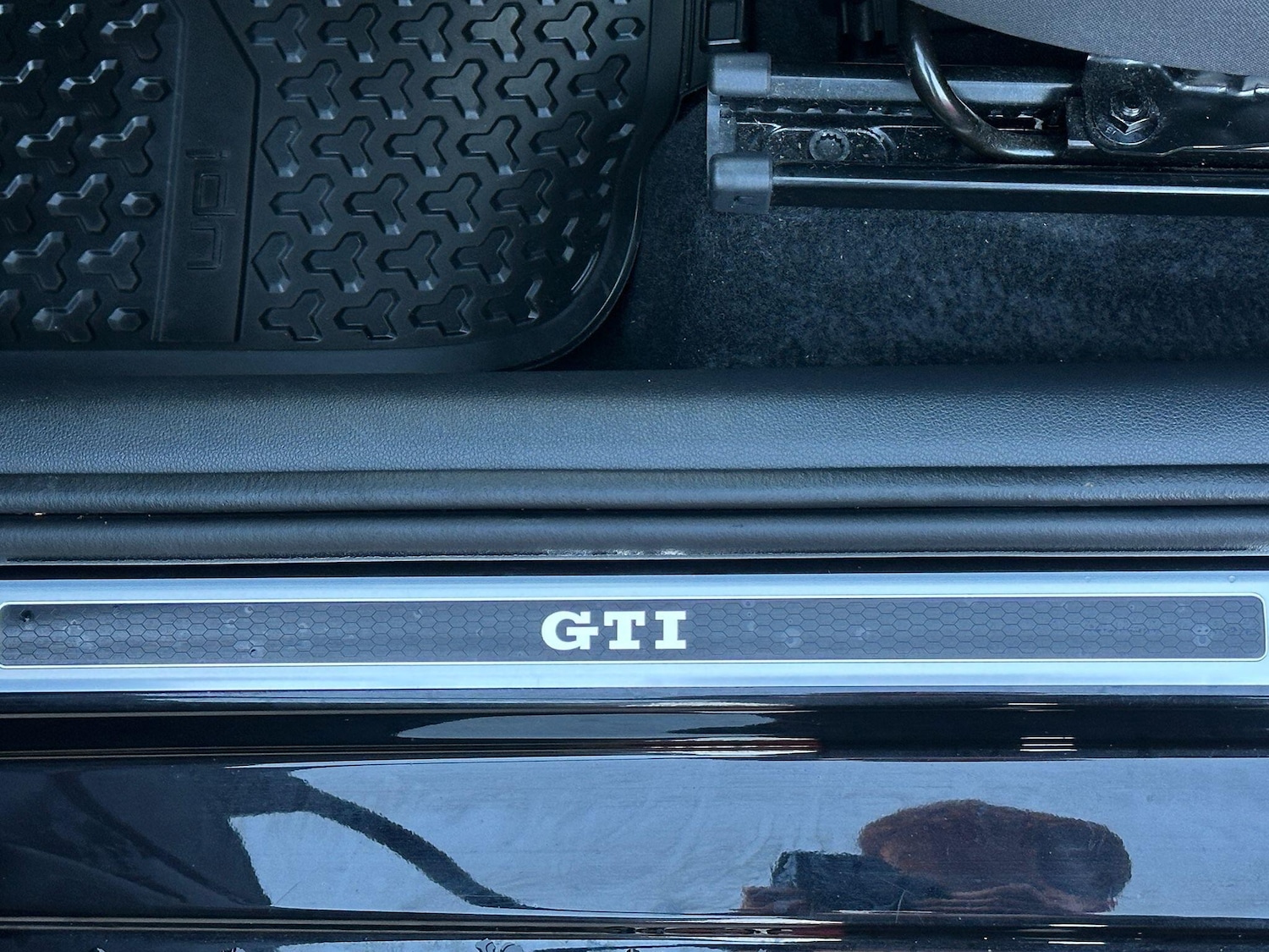 Used Volkswagen up! for sale - 77683580: Photo 29