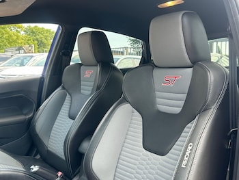 Used Ford Fiesta 2017 for sale - 79295956: Photo