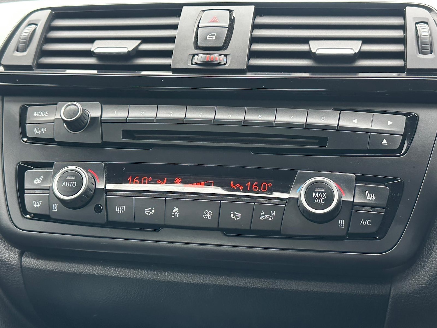 Used BMW 3 Series 2014 for sale - 78204332: Photo 27