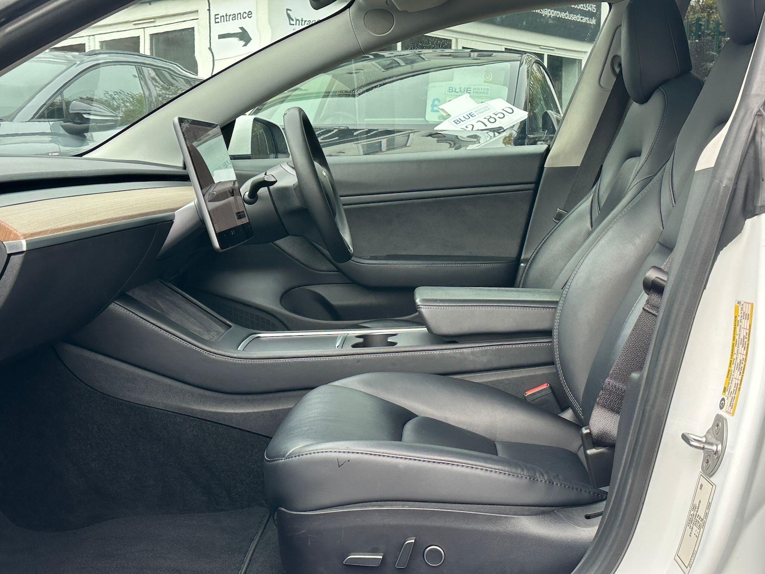 Used Tesla Model 3 2020 for sale - 76457313: Photo 28