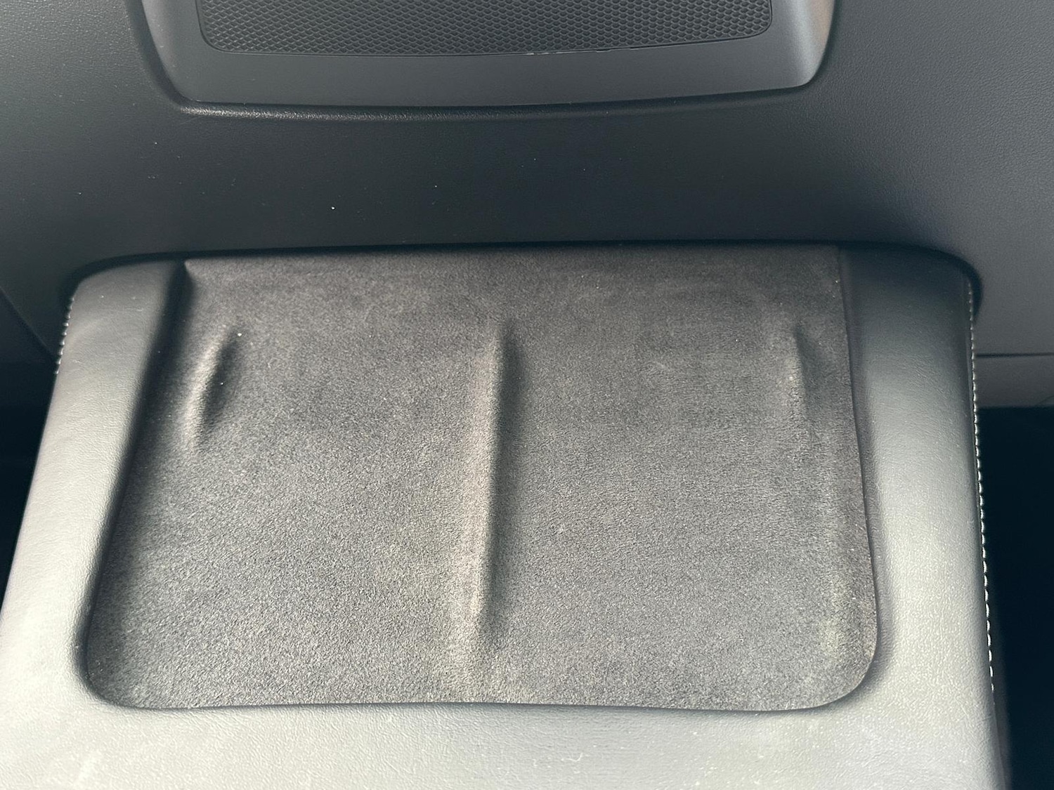 Used Tesla Model 3 2020 for sale - 76457313: Photo 3