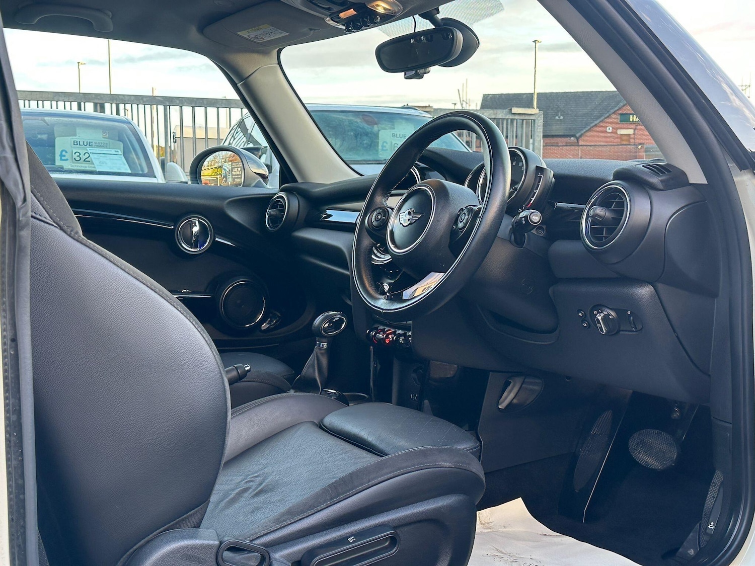 Used MINI Hatch 2018 for sale - 77924768: Photo 13