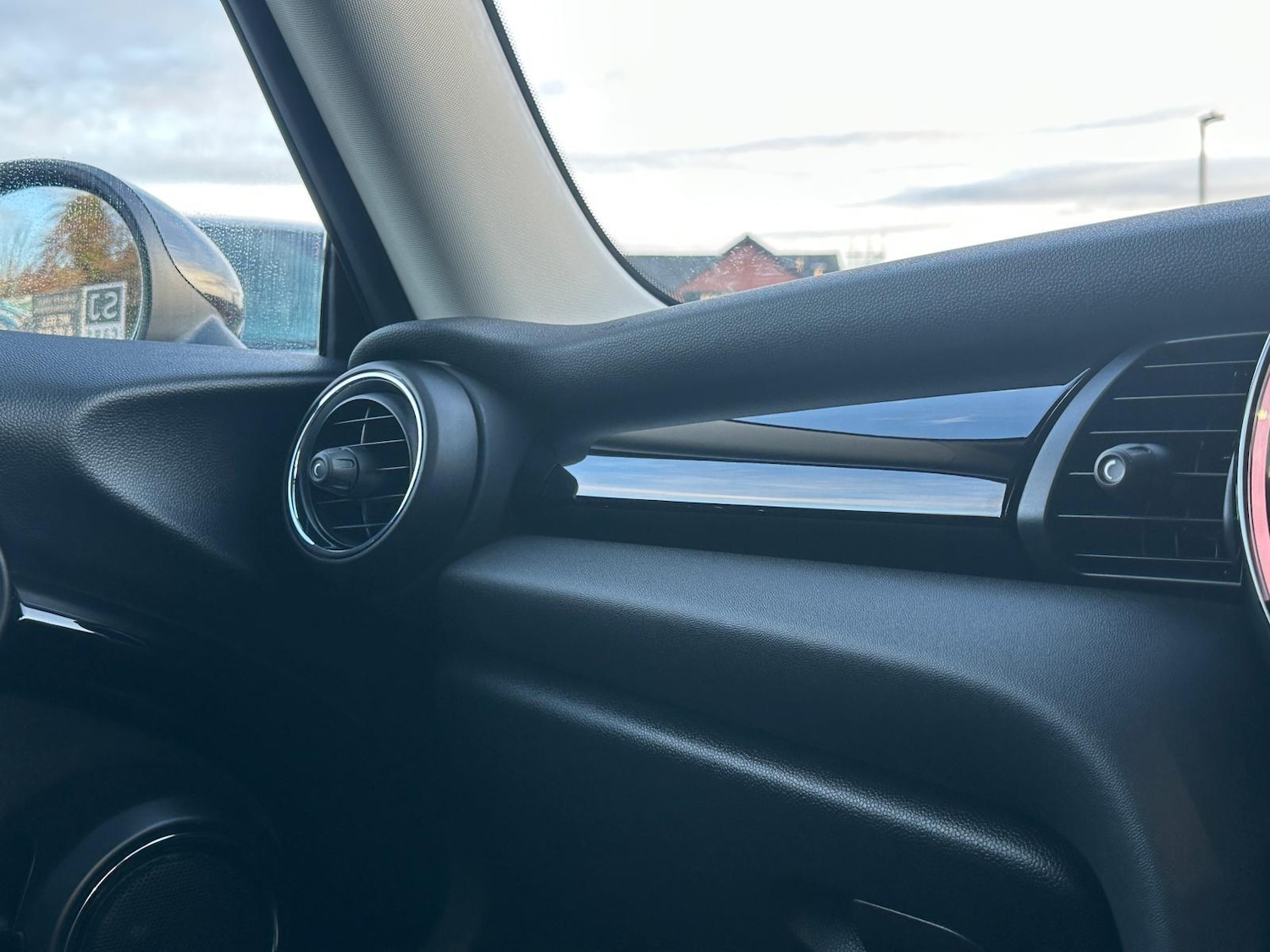 Used MINI Hatch 2018 for sale - 77924768: Photo 18