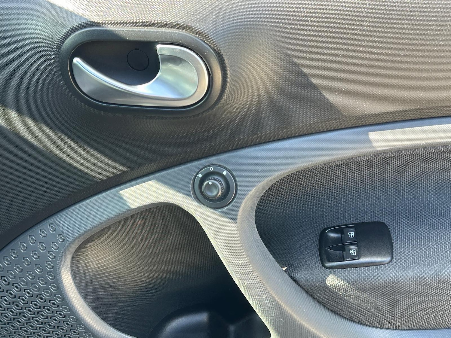 Used smart fortwo 2017 for sale - 76175555: Photo 25