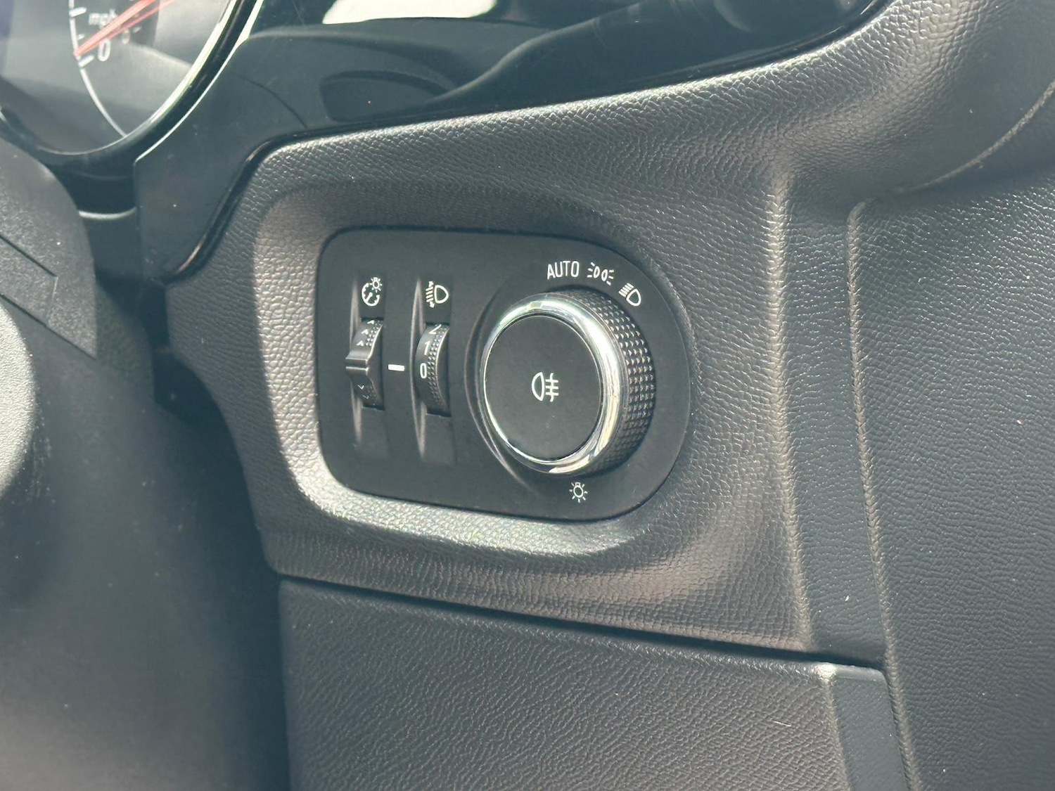 Used Vauxhall Corsa for sale - 77807636: Photo 24