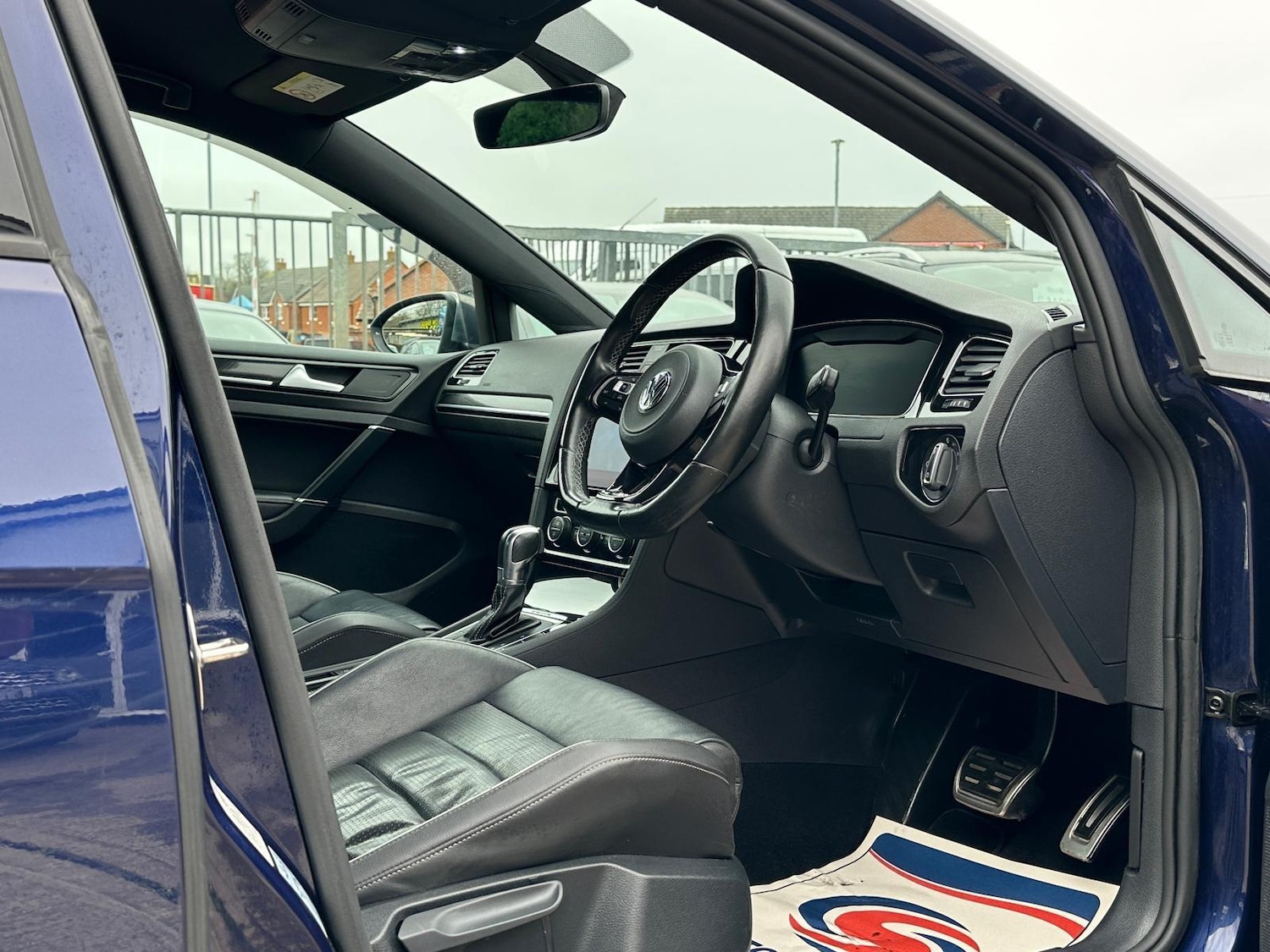 Used Volkswagen Golf 2017 for sale - 77783998: Photo 13