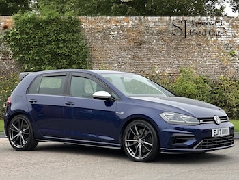 Used Volkswagen Golf 2017 for sale - 77783998: Photo