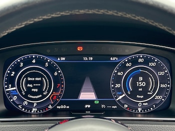 Used Volkswagen Golf 2017 for sale - 77783998: Photo