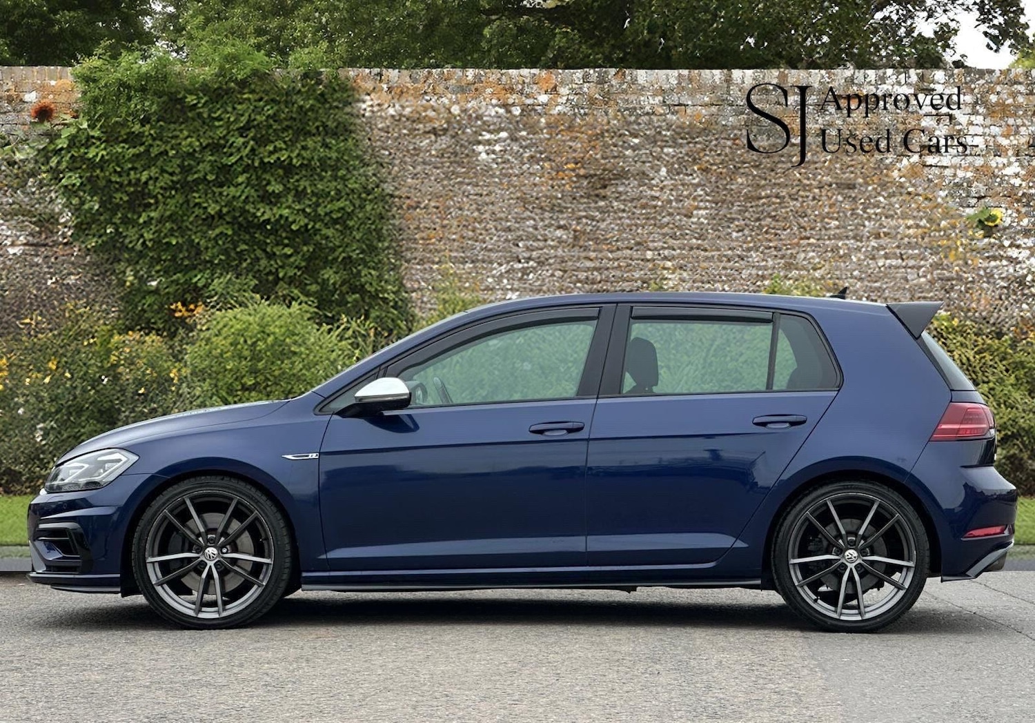 Used Volkswagen Golf 2017 for sale - 77783998: Photo 8