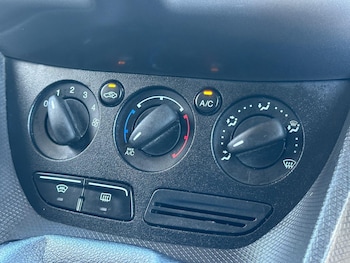 Used Ford Transit Connect 2017 for sale - 78376060: Photo