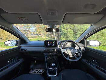 Used Dacia Sandero 2022 for sale - 76802377: Photo