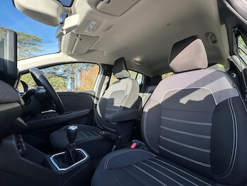 Used Dacia Sandero 2022 for sale - 76802377: Photo