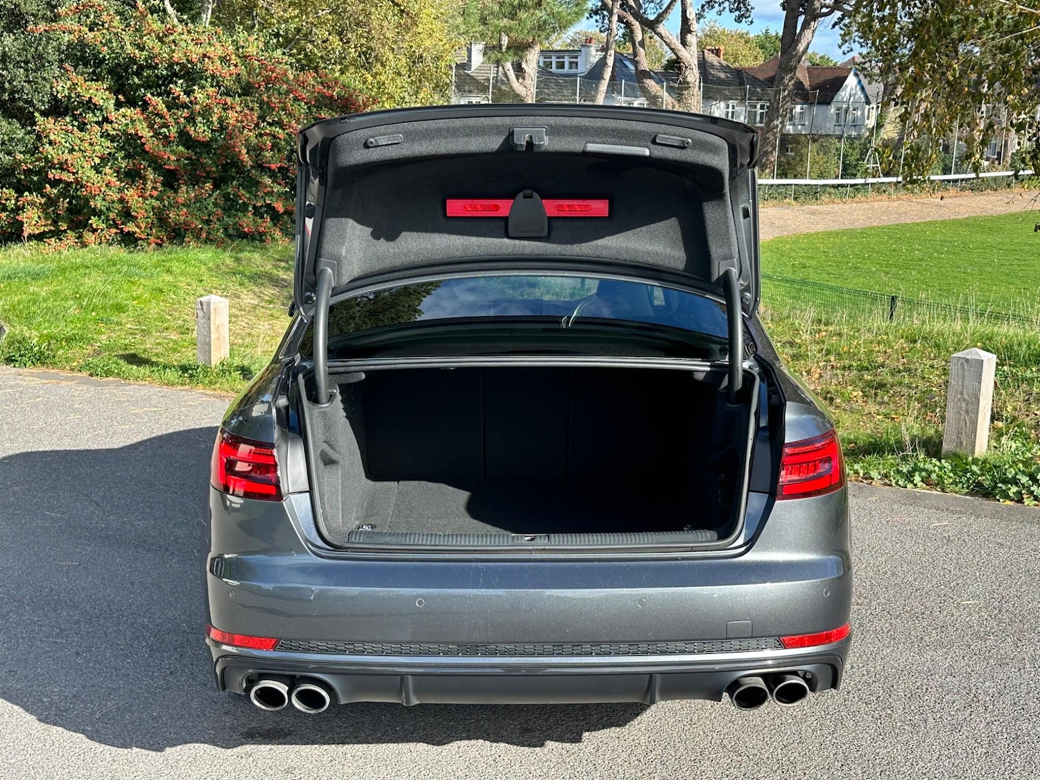 Used Audi A4 2018 for sale - 76801033: Photo 12