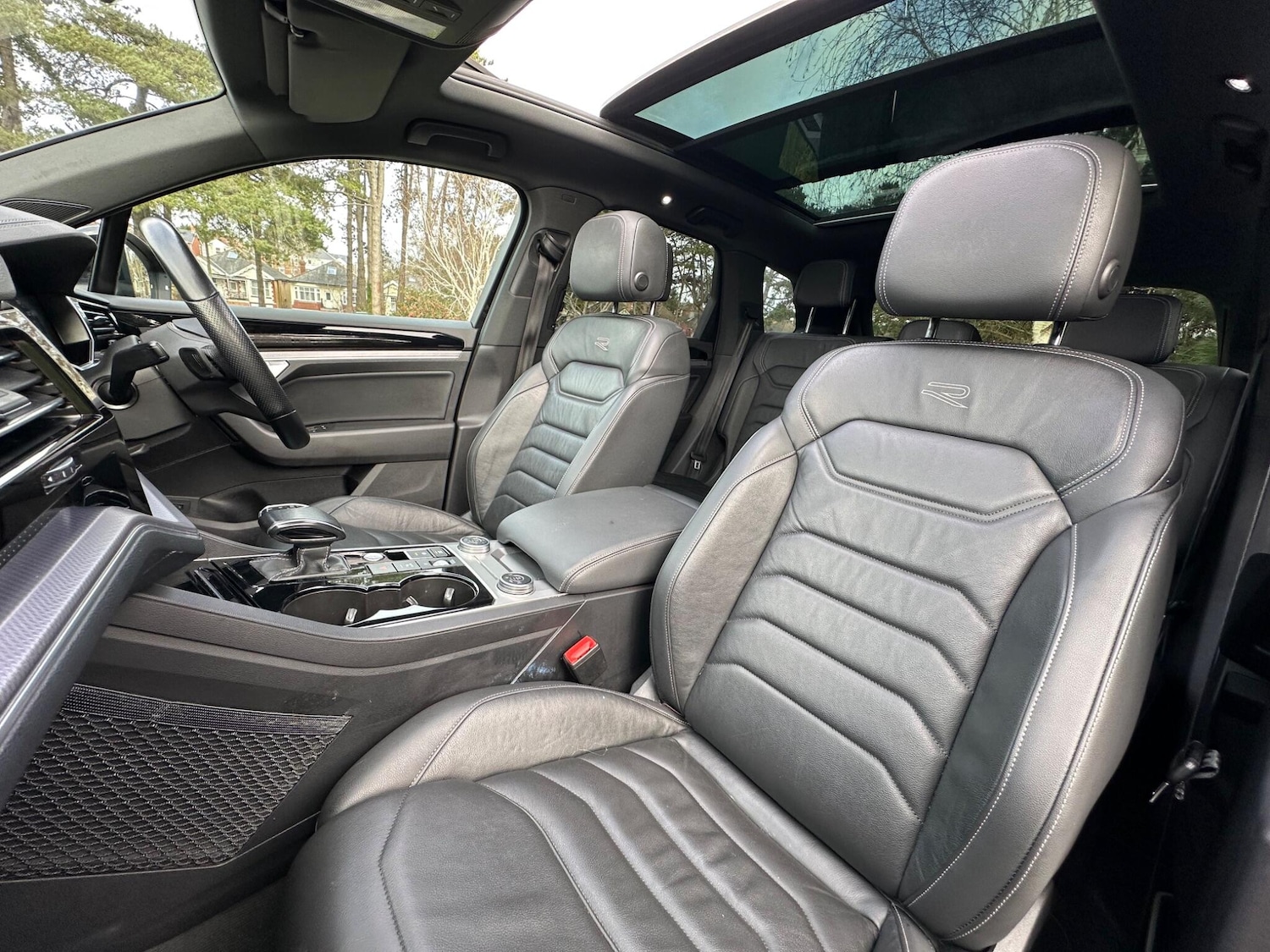 Used Volkswagen Touareg 2022 for sale - 77612529: Photo 4