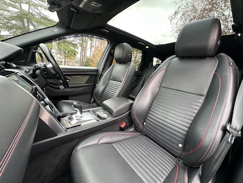 Used Land Rover Discovery Sport 2020 for sale - 76801034: Photo