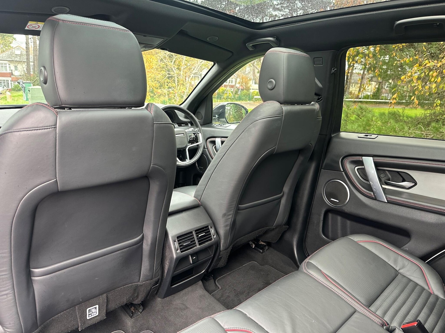 Used Land Rover Discovery Sport for sale - 76802455: Photo 31