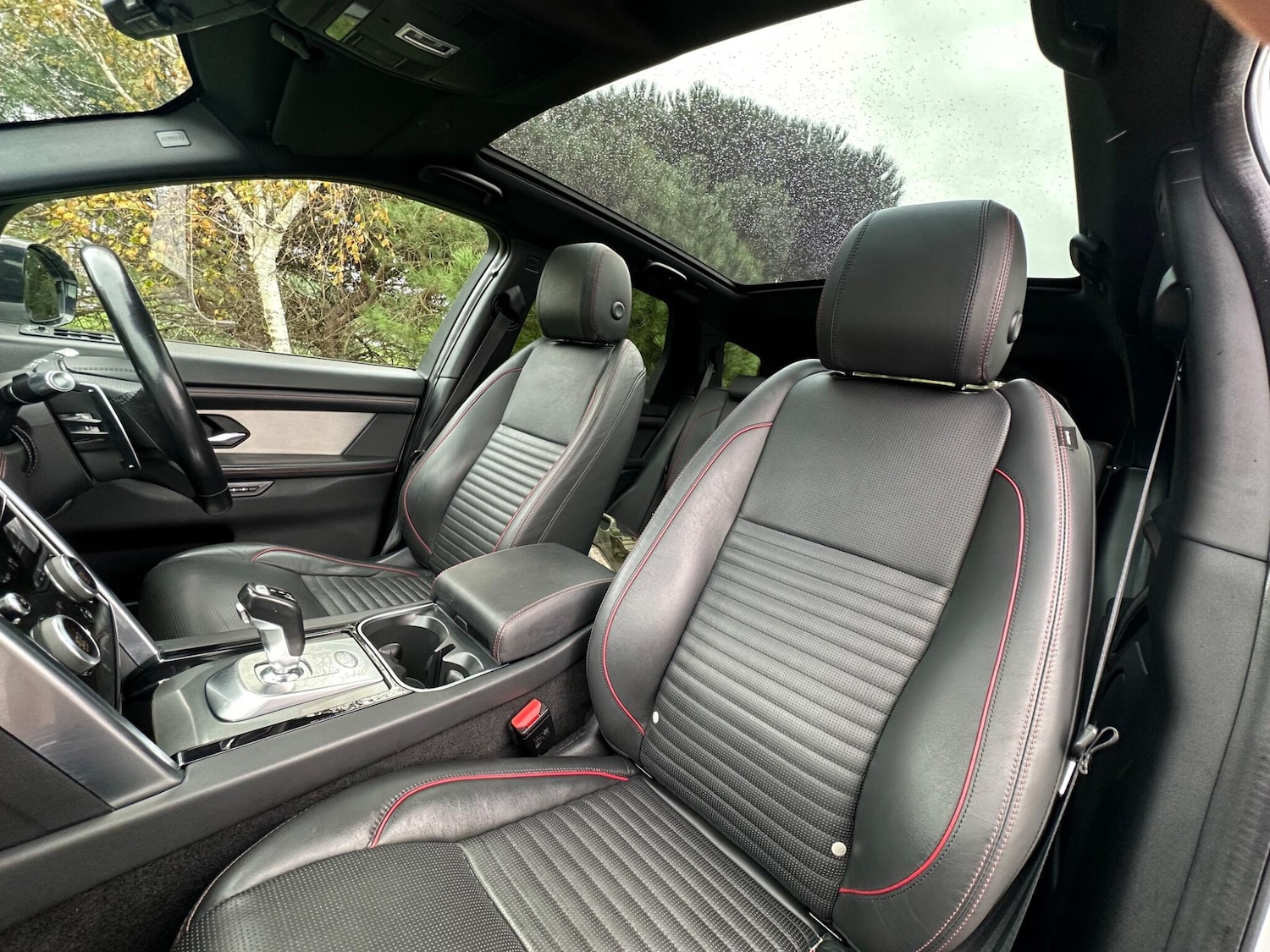 Used Land Rover Discovery Sport for sale - 76802455: Photo 4