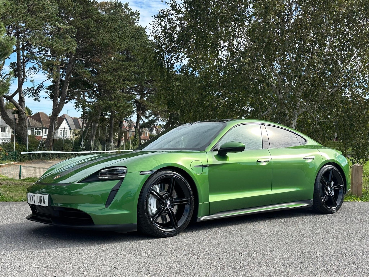 Used Porsche Taycan 2021 for sale - 76800975: Photo 15